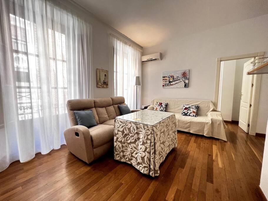 Apartamento Muy Centrico En Granada Eksteriør bilde